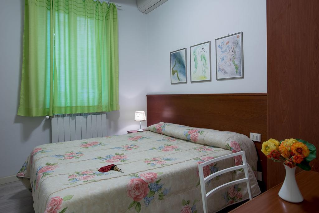 Hotel Internazionale В'яреджо Екстер'єр фото